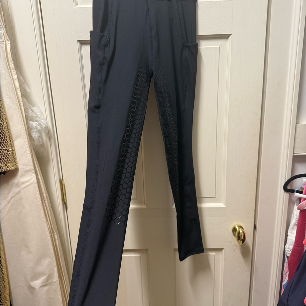 Woman's Black Athletic Pants
